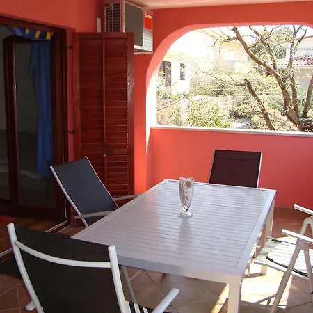 Apartment Josip Pinezici (Krk)
